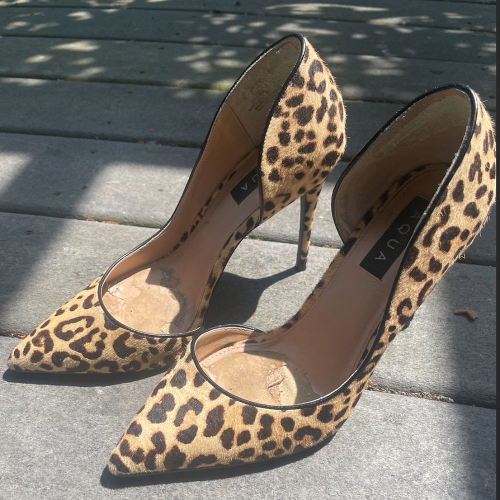 Aqua Leopard Print Pumps size 10